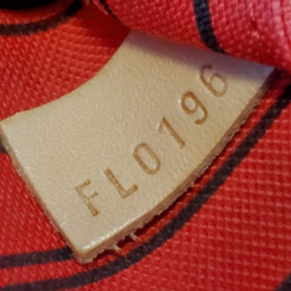 Louis Vuitton Neverfull MM Jungle dots limited Edition with pouch - Picture 7 of 17